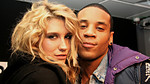 Kesha makes animal noises