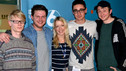 Alt + J pop into the studio for a chat with Lauren.