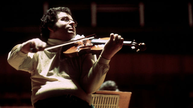 Itzhak Perlman: Virtuoso Violinist