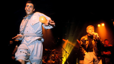 6 Music Plays It Again: Pills 'n' Thrills and Bellyaches: Episode 2