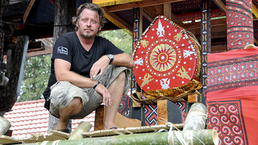 Charley Boorman: Sydney to Tokyo By Any Means: Episode 3
