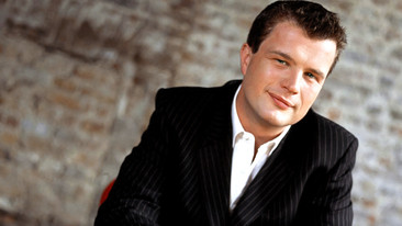 Performance on 3: Britten Sinfonia/Pierre-Laurent Aimard