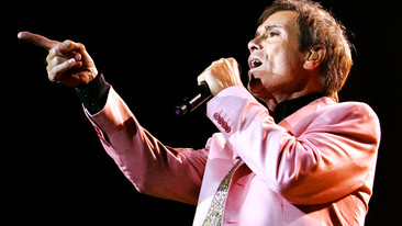 Cliff Richard And The Shadows In Concert