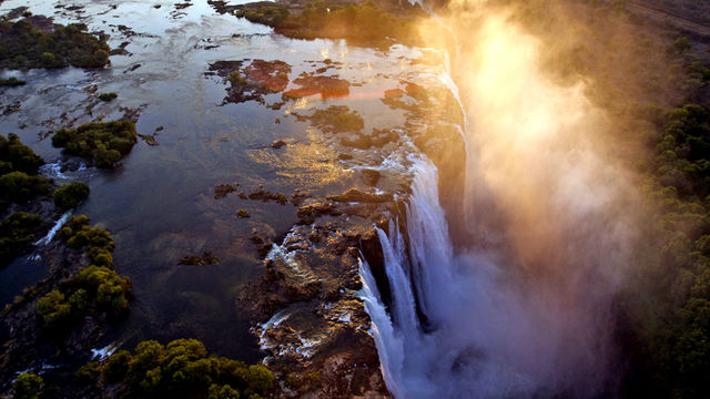 Natural World: 2009-2010: Victoria Falls - The Smoke that Thunders