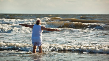 Made in Wales: Skimming Pebbles