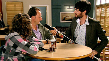 Pobol y Cwm: 28/10/2009